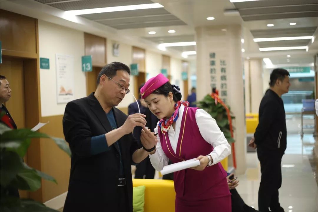 武汉24小时套医保卡(北京医保卡使用指南)